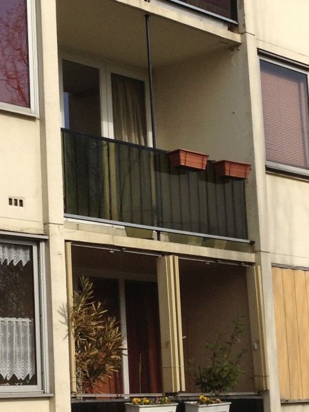 A MAISONS LAFFITTE ,DANS RESIDENCE TRES CALME,EN PLEIN PARC ,A COTE DU CHAMPS DE COURSES,TRES BEAU F3 DE 50 M2 ENVIRON AU PRIX DE 238000�