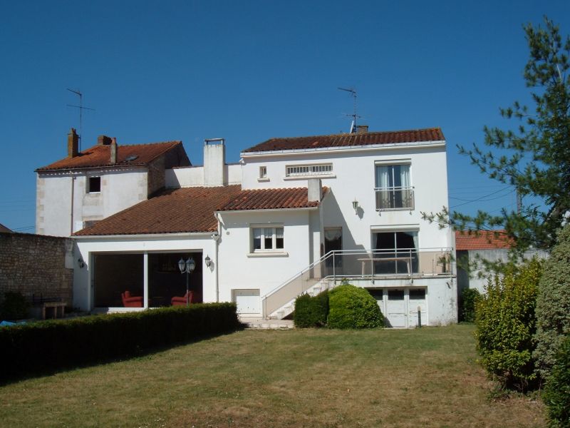 Maison Lu�on 10 pi�ce(s) 290 m2