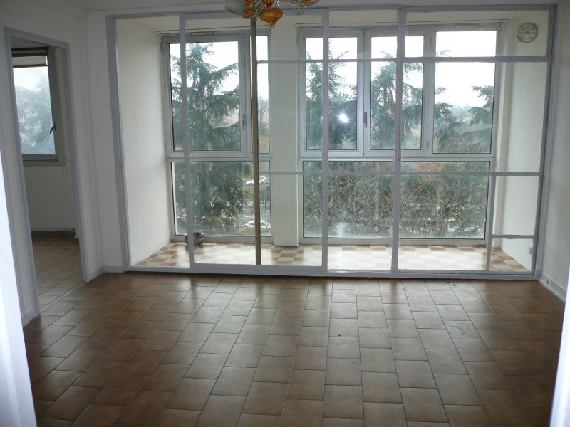 Bron T4 de 70 m2 Proche Place de la lib�ration Parc Parilly