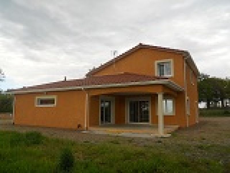 VILLA ARCHITECTURE CONTEMPORAINE DE 160 M�