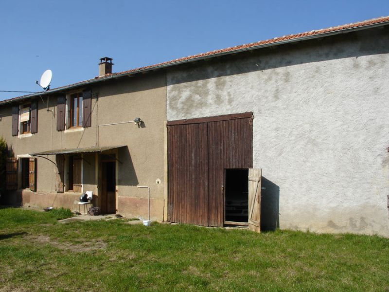 FERMETTE EN COURS DE RENOVATION AVEC DEPENDANCE SUD BOURGOGNE