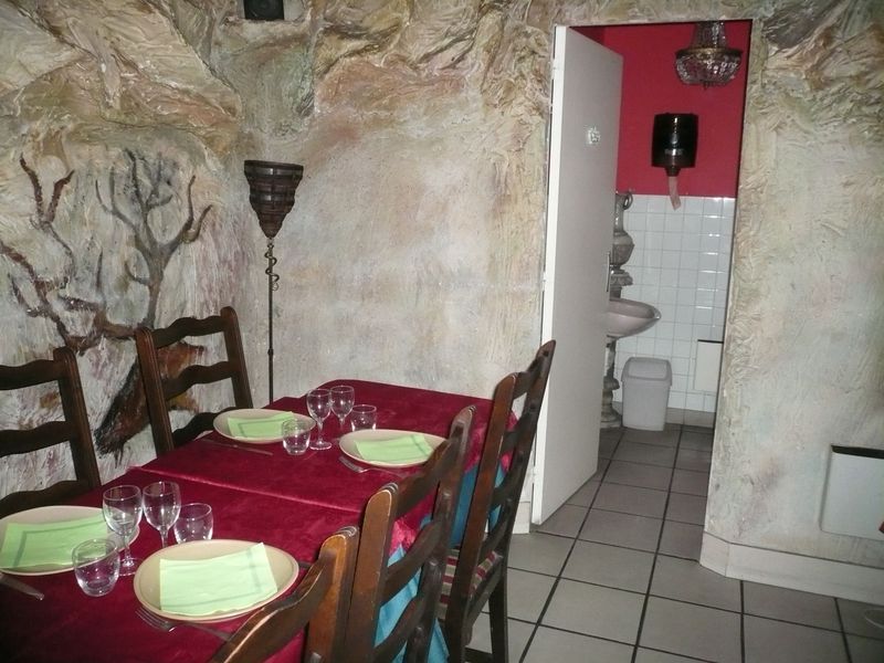 RENNES : RESTAURANT DE SPECIALITE