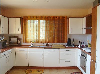Villa St Genis Pouilly - 6 pi�ce(s) - 140 m2