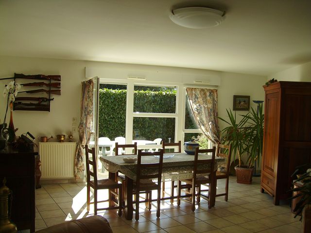 Maison St Genis Pouilly - 6 pi�ce(s) - 149 m2