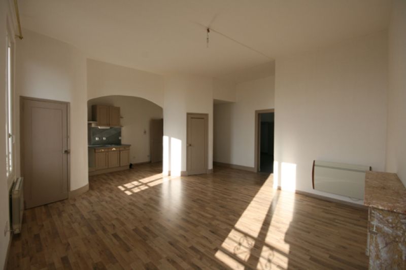 Appartement  4 pi�ce(s) 135 m2