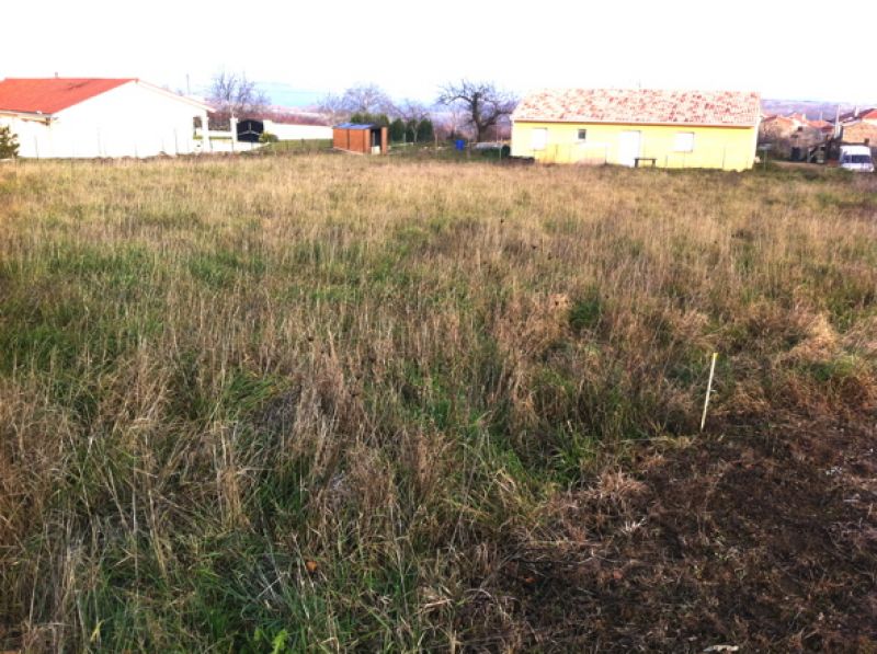 Terrain de 780m� a chranas
