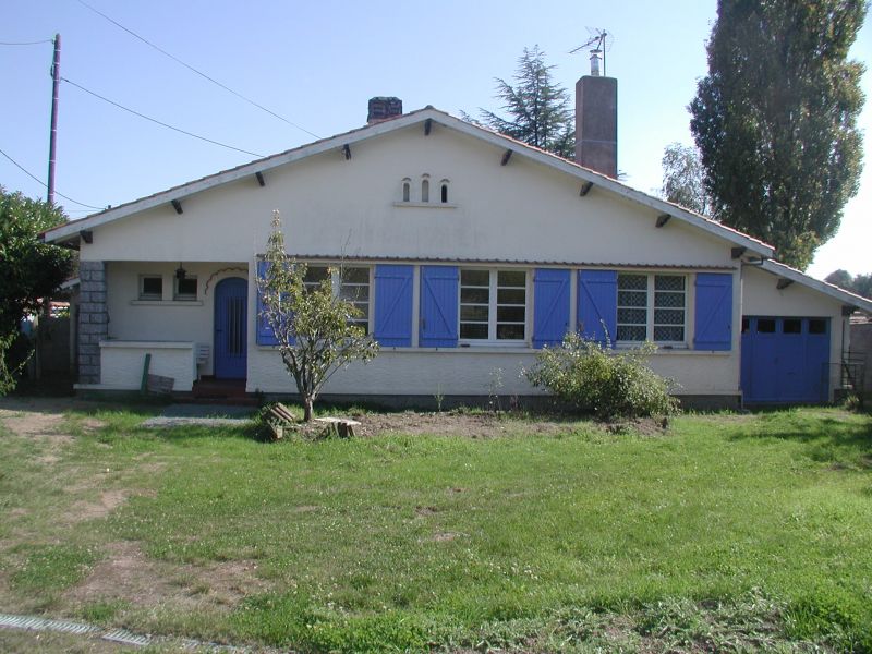 Pavillon plain pied sur 700m� de terrain environ