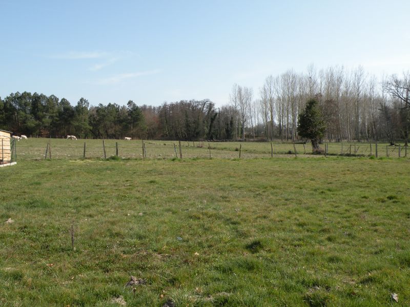 Secteur Braud-St-Louis terrain d\'environ 840 m�