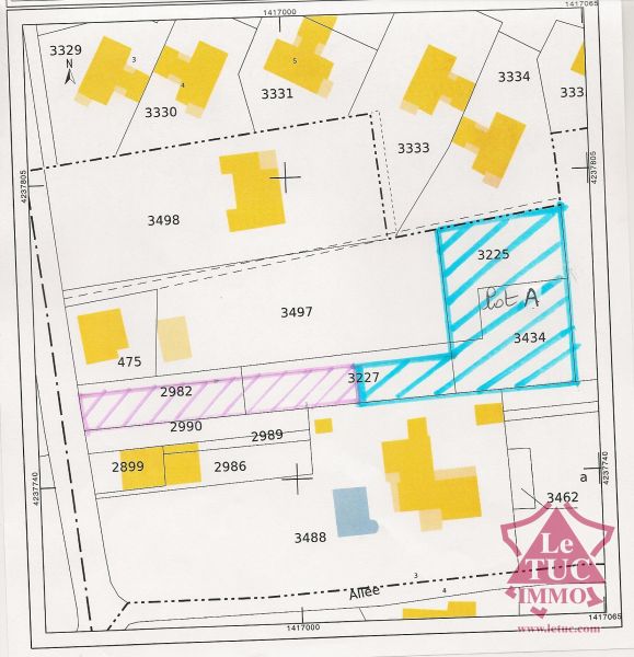 Terrain constructible d\'environ 950 m2