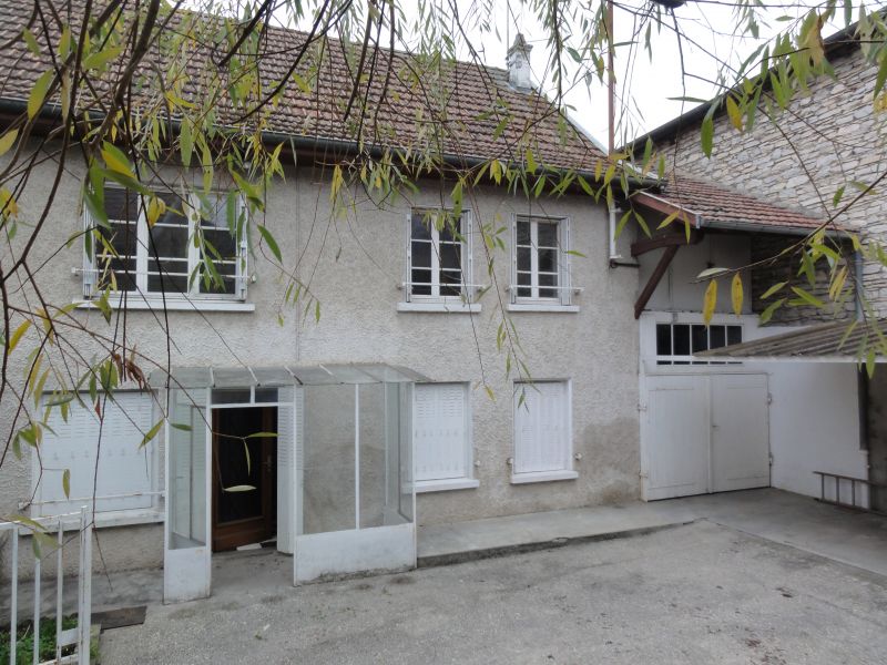 Maison de village Bouvesse Quirieu 5 pi�ces 103 m2 cour