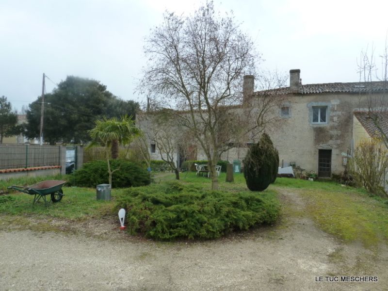 Maison Chenac Saint Seurin D Uzet 5 pi�ce(s) 100 m2