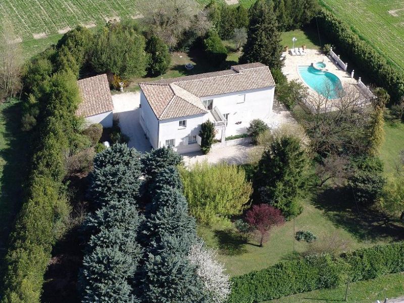 Maison Montelimar 7 pi�ce(s) 250 m2