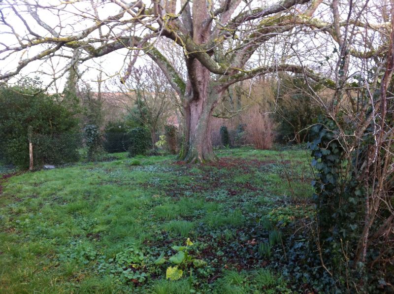 TERRAIN CONSTRUCTIBLE A 20 KMS DE POITIERS AU CALME