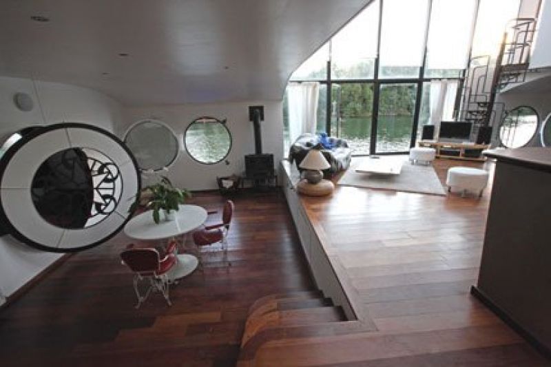 LOFT FLOTTANT