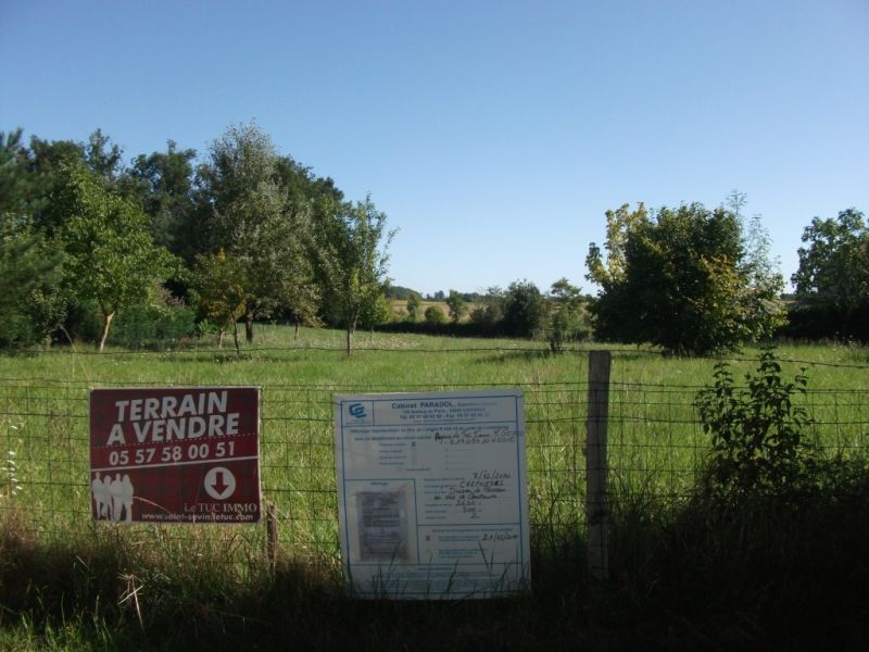 Terrain Chepniers 1000 m2