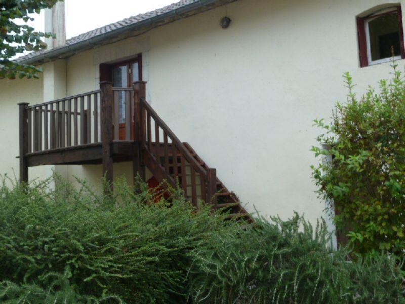 Appartement  Riberac 5 pi�ce(s) 80 m2