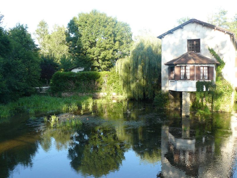 Moulin sur la Dronne avec Gite!