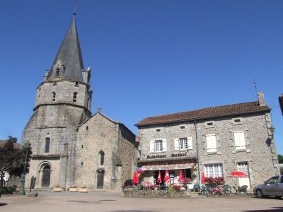Bar et Restaurant dans un village!