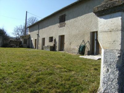 Ensemble de hangar et grange!
